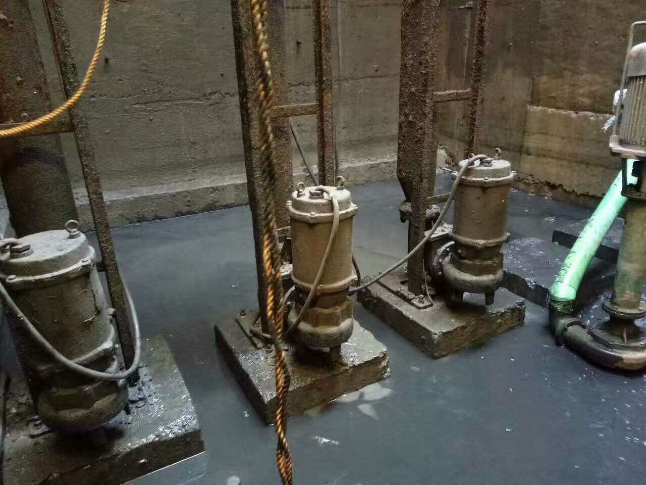 馆陶污水池清理